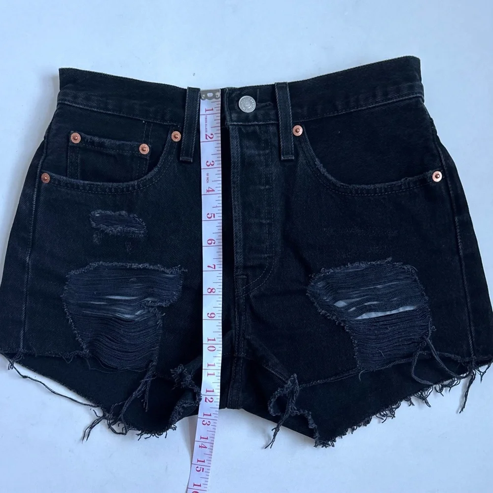 Levi’s 501 Black Distressed Denim Jean Shorts Size 26